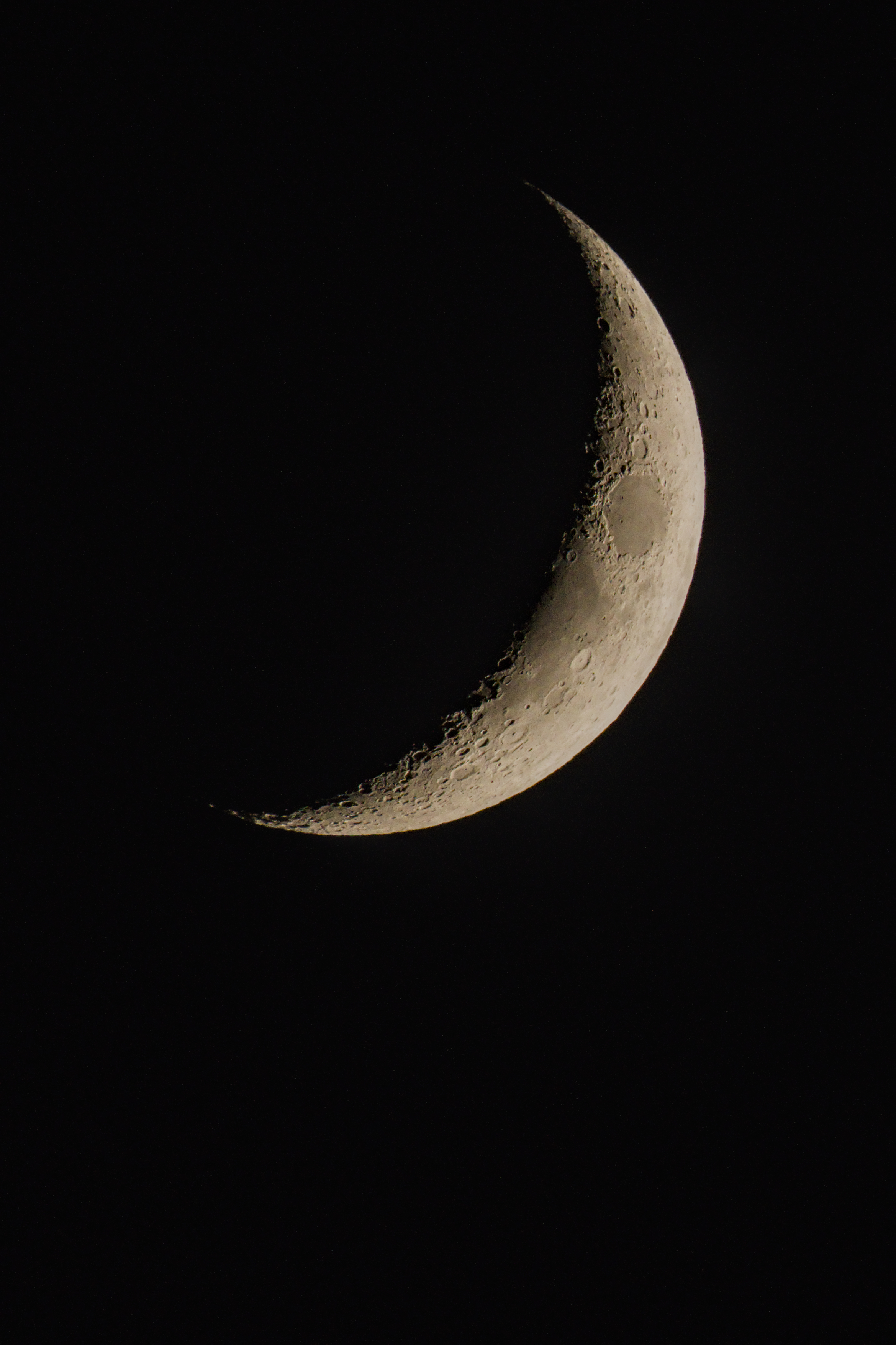 photo de lune, croissant de lune, Julien Franck