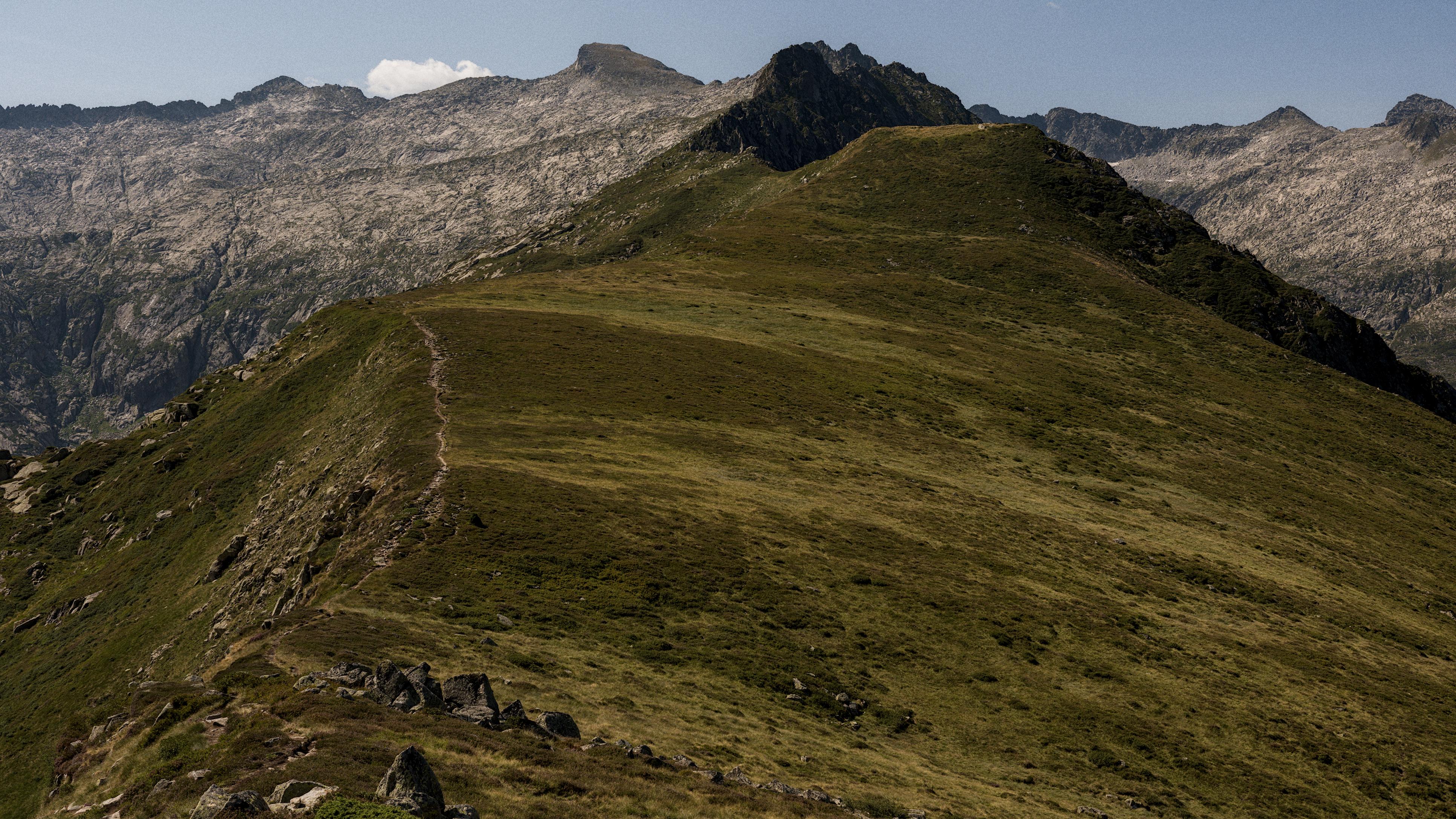 photo montagnes, Pyrénées, Pic Rouge de Bassiès, Julien Franck